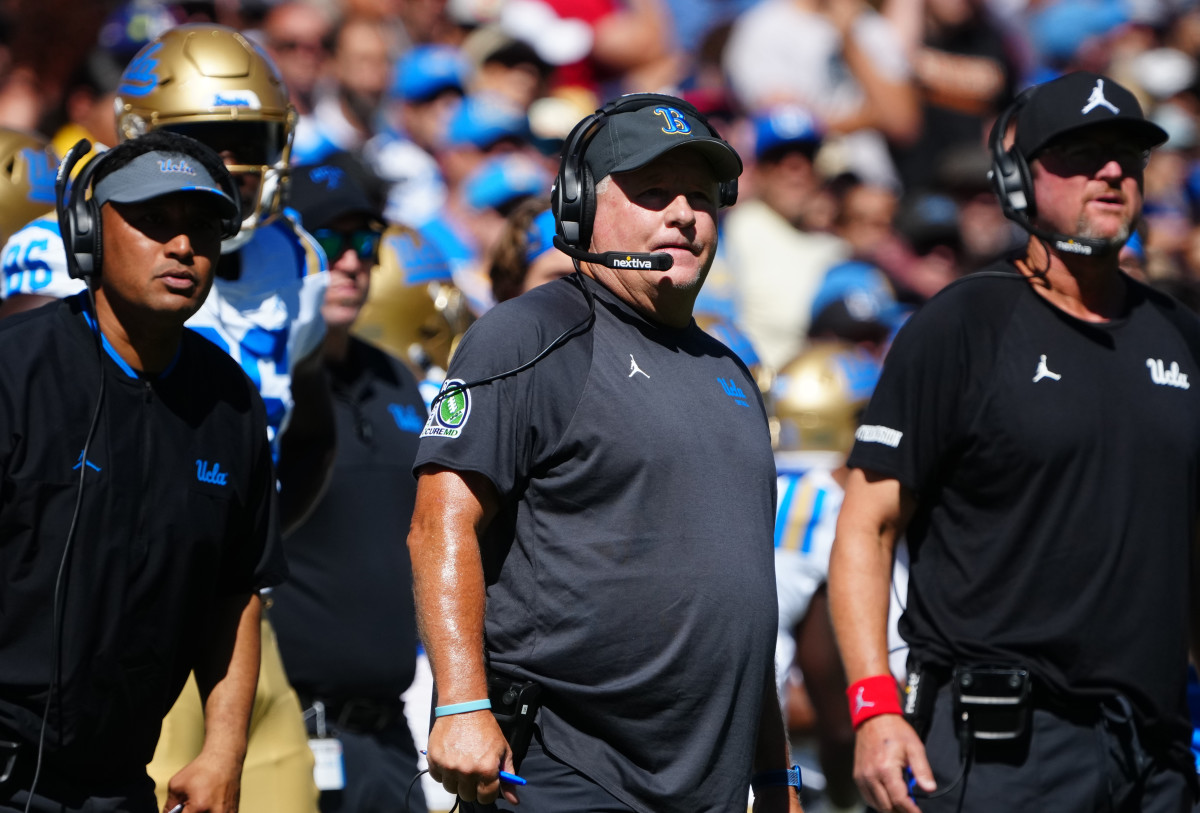 Sep 24, 2022; Boulder, Colorado, USA; UCLA Bruins head coach Chip Kelly during the first quarter against the Colorado Buffaloes at Folsom Field. Mandatory Credit: Ron Chenoy-USA TODAY Sports