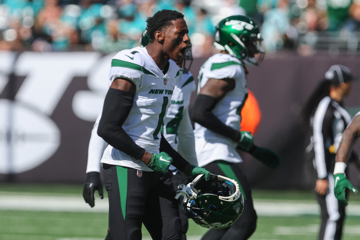 Watch Ahmad 'Sauce' Gardner's First Career Interception, Safety All