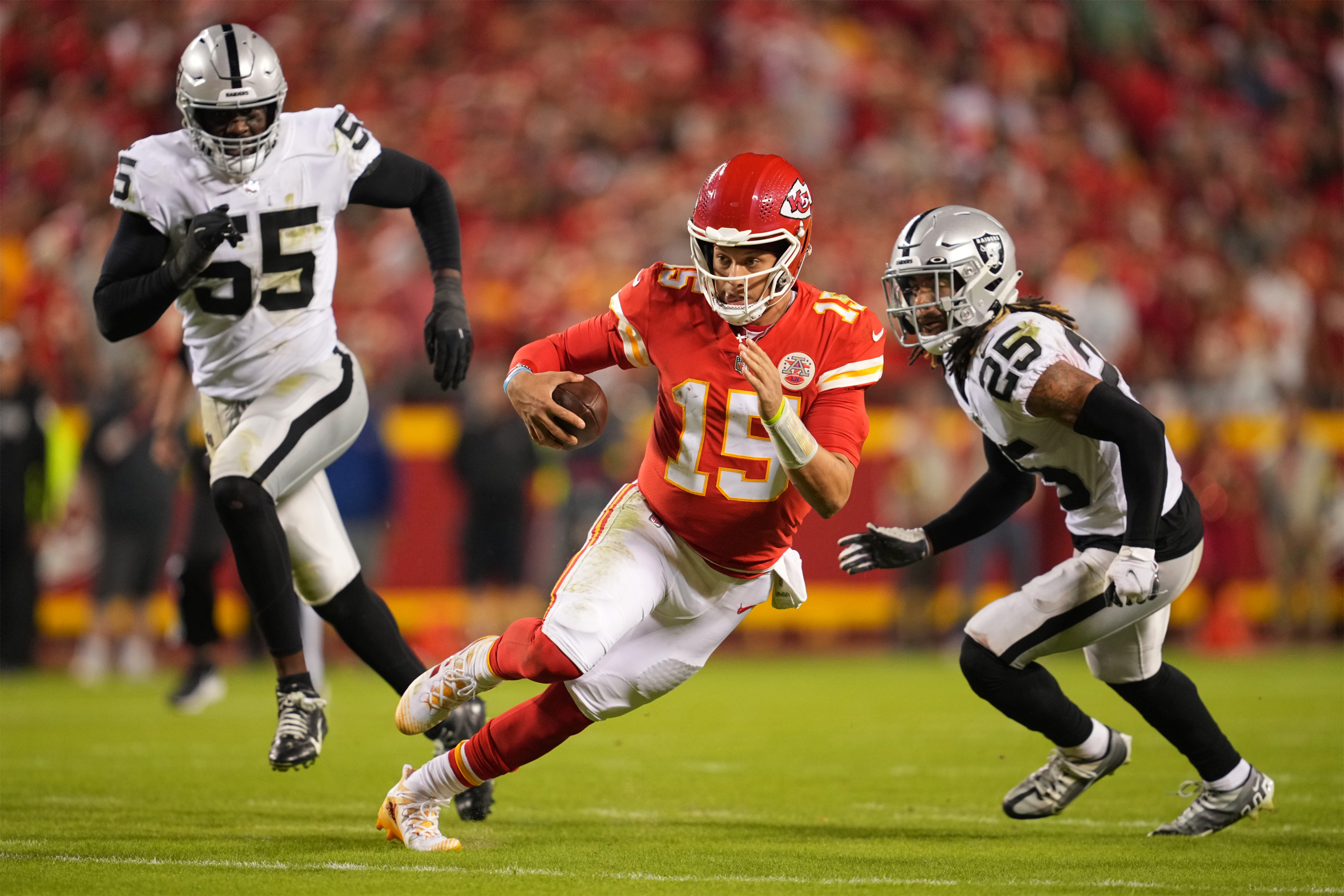 Chiefs vs. Raiders Week 13: How to watch, stream and listen