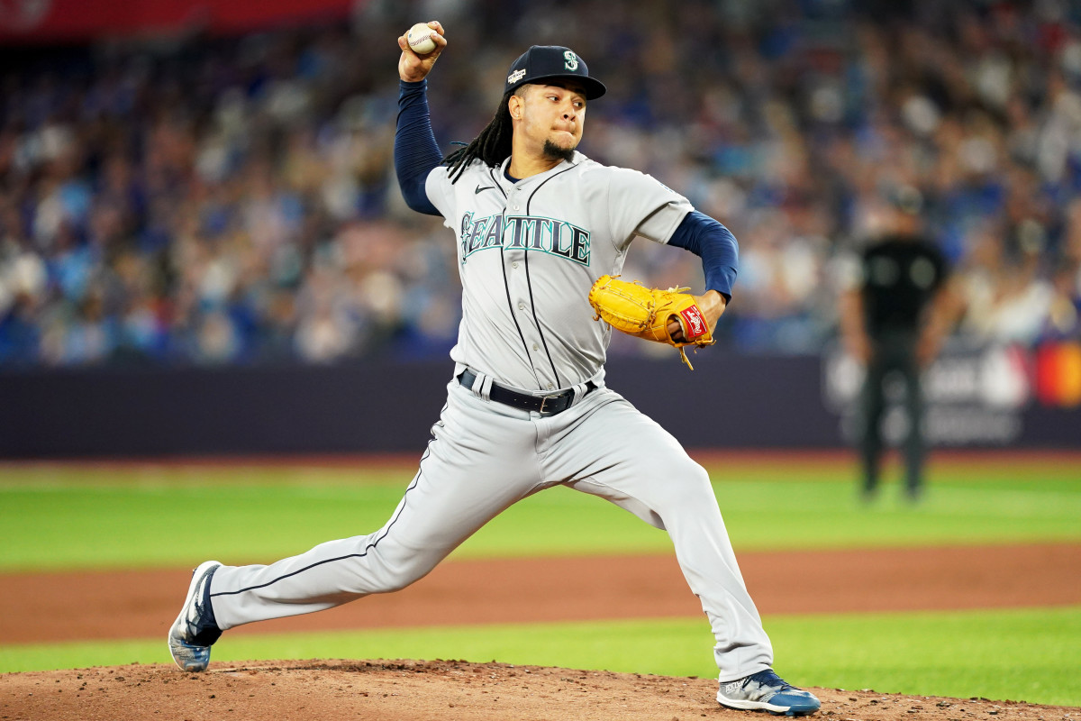 Mariners ace Luis Castillo pitches in the wild-card series against the Blue Jays.