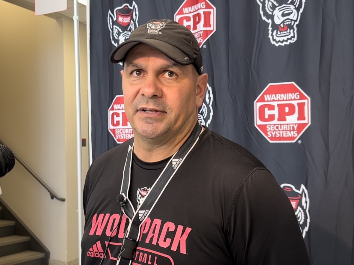 WATCH Gibson Readies NC State Defense For Cuse Sports Illustrated NC