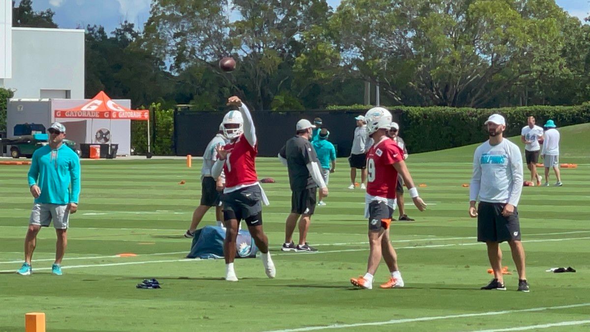 Miami Dolphins QB Tua Tagovailoa's Return to Practice a Big Step - Sports Illustrated Miami Dolphins News, Analysis and More - Vimarsana News