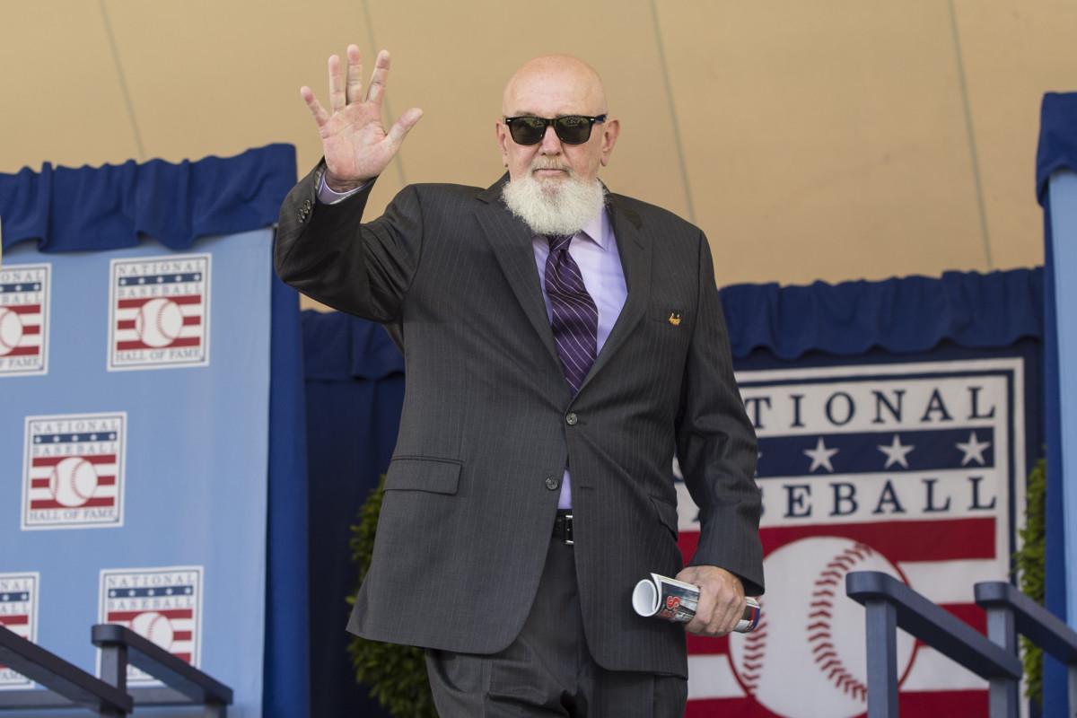 Chicago Cubs Hall of Fame Pitcher Bruce Sutter has Passed Away Sports
