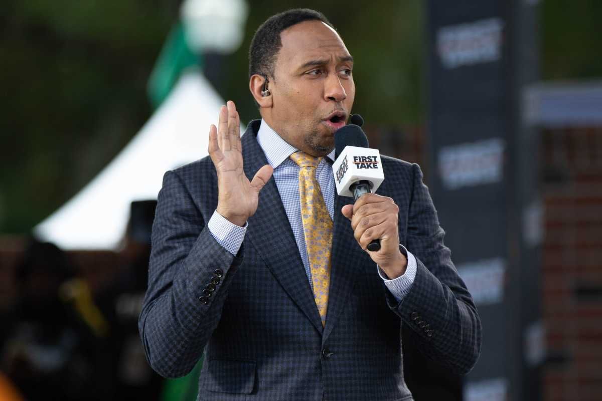 Stephen A. Smith calls out Tom Brady following controversial penalty - Vimarsana News