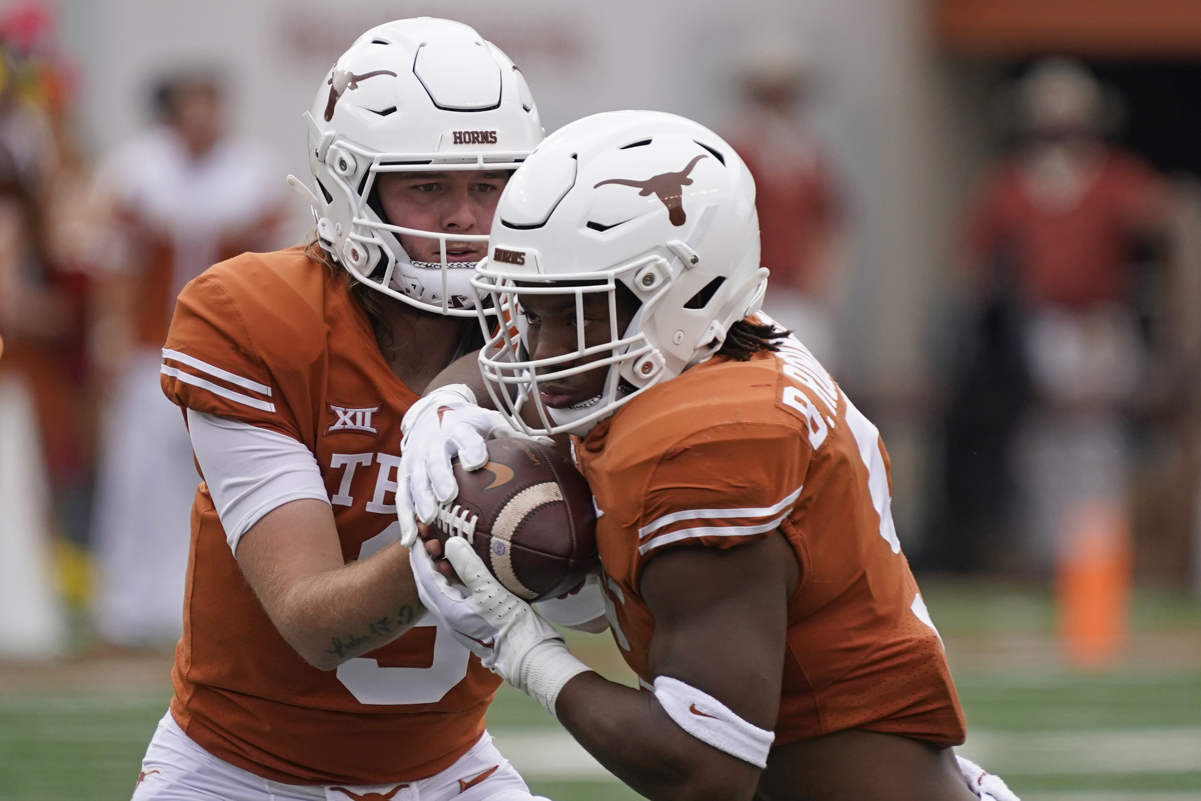 Quinn Ewers Delivers Enough In Texas Longhorns Win Over Iowa State Quinn Ewers Delivers Enough In Texas Longhorns Win Over Iowa State