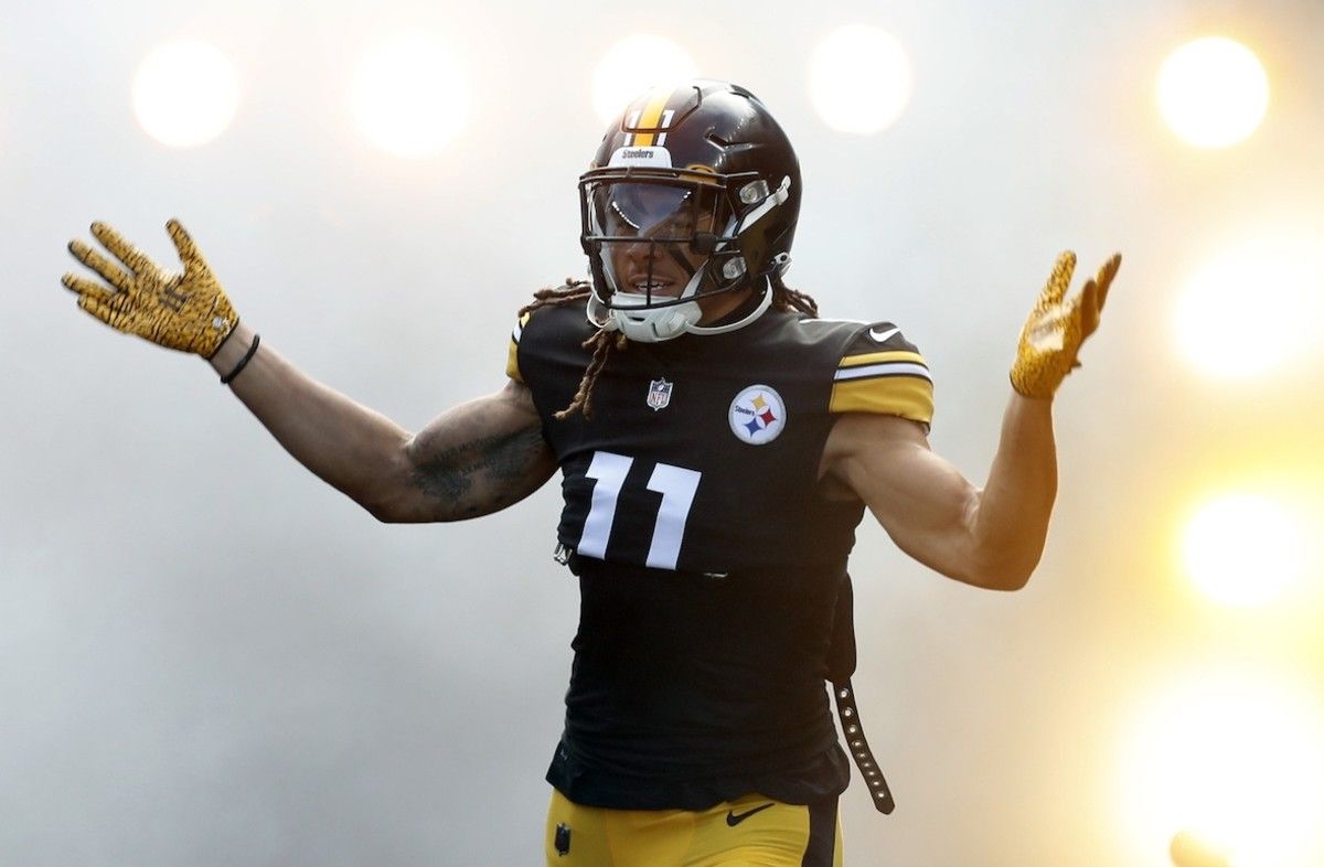 Pittsburgh Steelers Looking for Christian McCaffrey-Type Deal for Chase Claypool - Sports Illustrated Pittsburgh Steelers News, Analysis and More - Vimarsana News