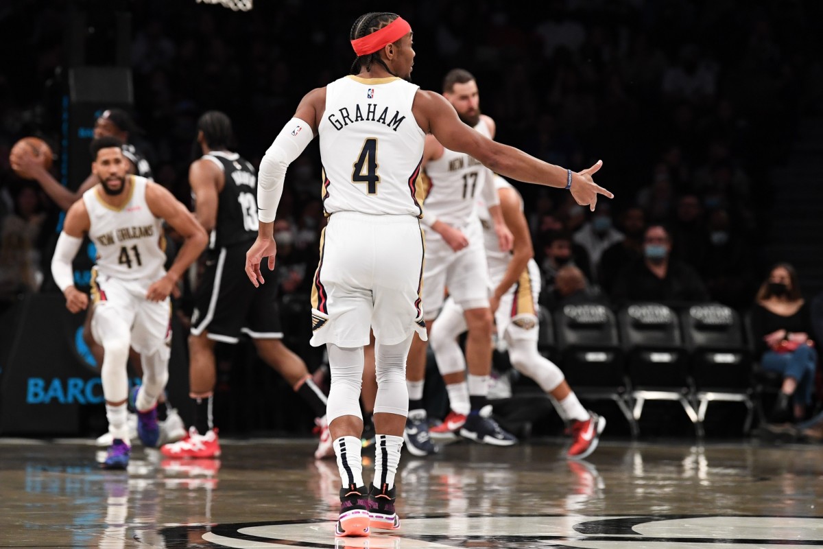 devonte graham pelicans jersey