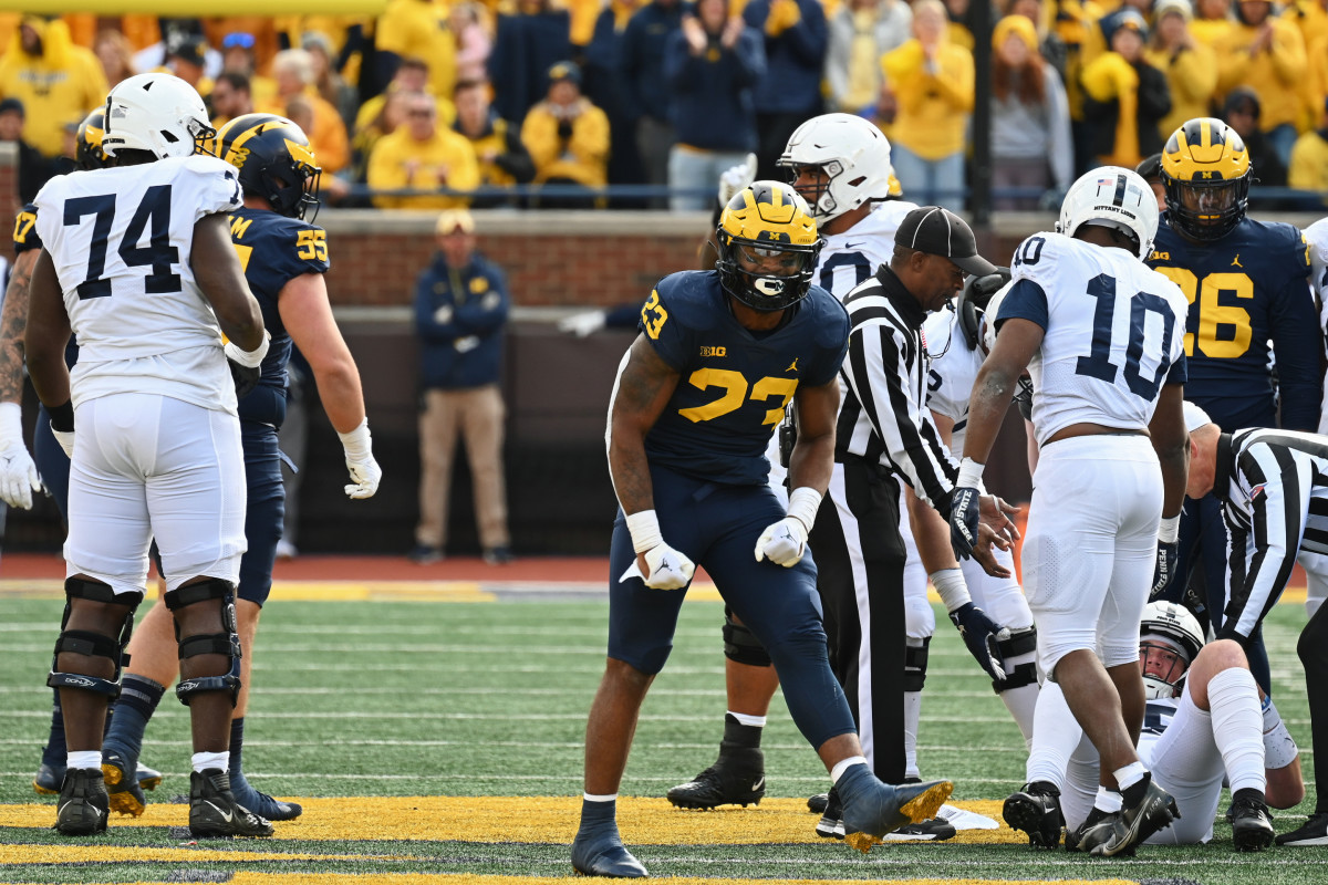 VIDEO: James Franklin Explodes During U-M Tunnel Altercation - Sports