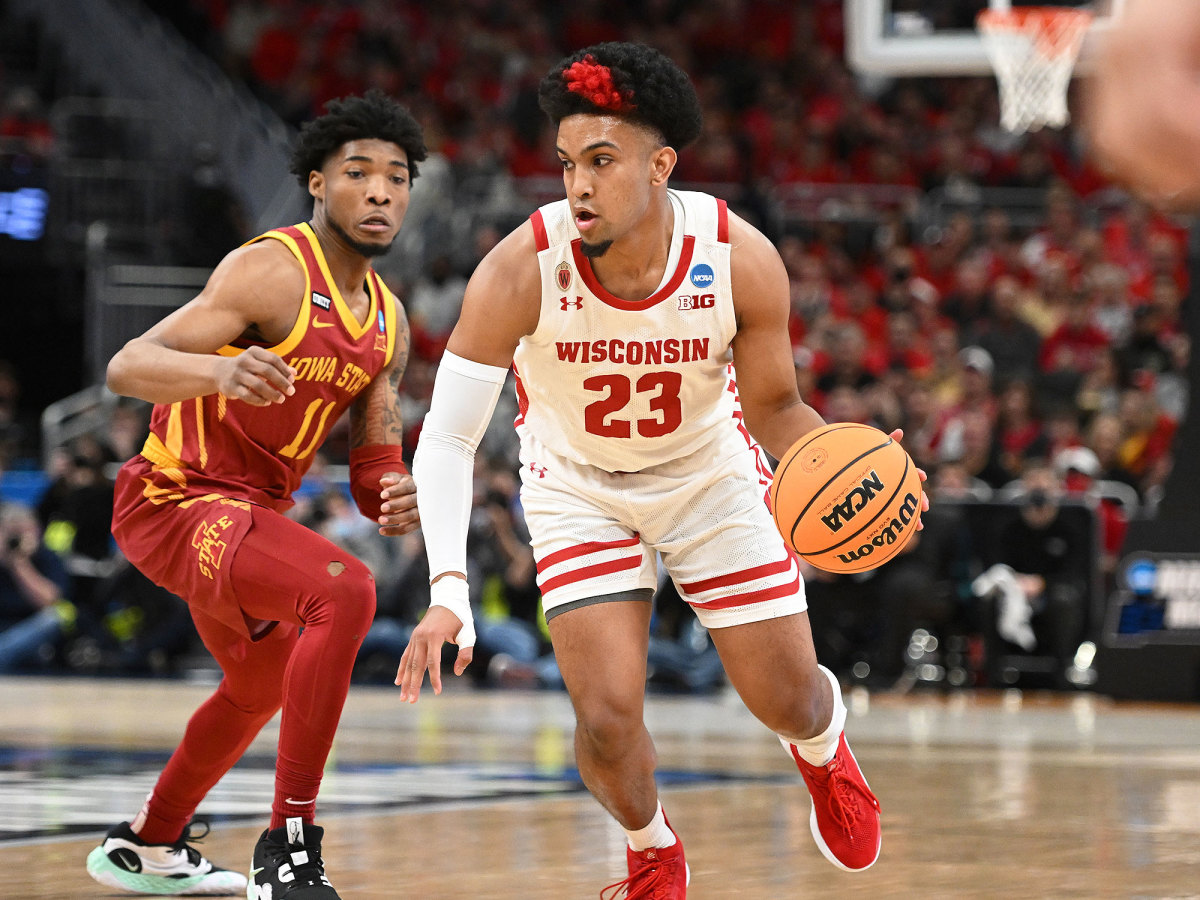 Chucky Hepburn dribbles during the NCAA tournament