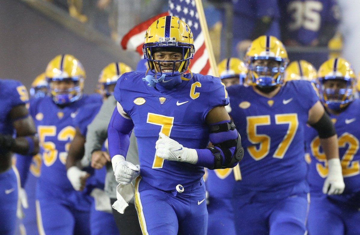 Pitt Panthers Consider Moving LB SirVocea Dennis Outside - Sports ...