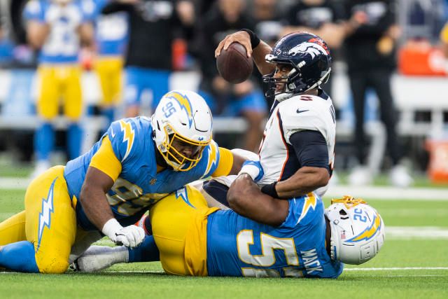 Seattle Seahawks Traded Russell Wilson Forced to Address 'Division' In Broncos Locker Room - Sports Illustrated Seattle Seahawks News, Analysis and More - Vimarsana News