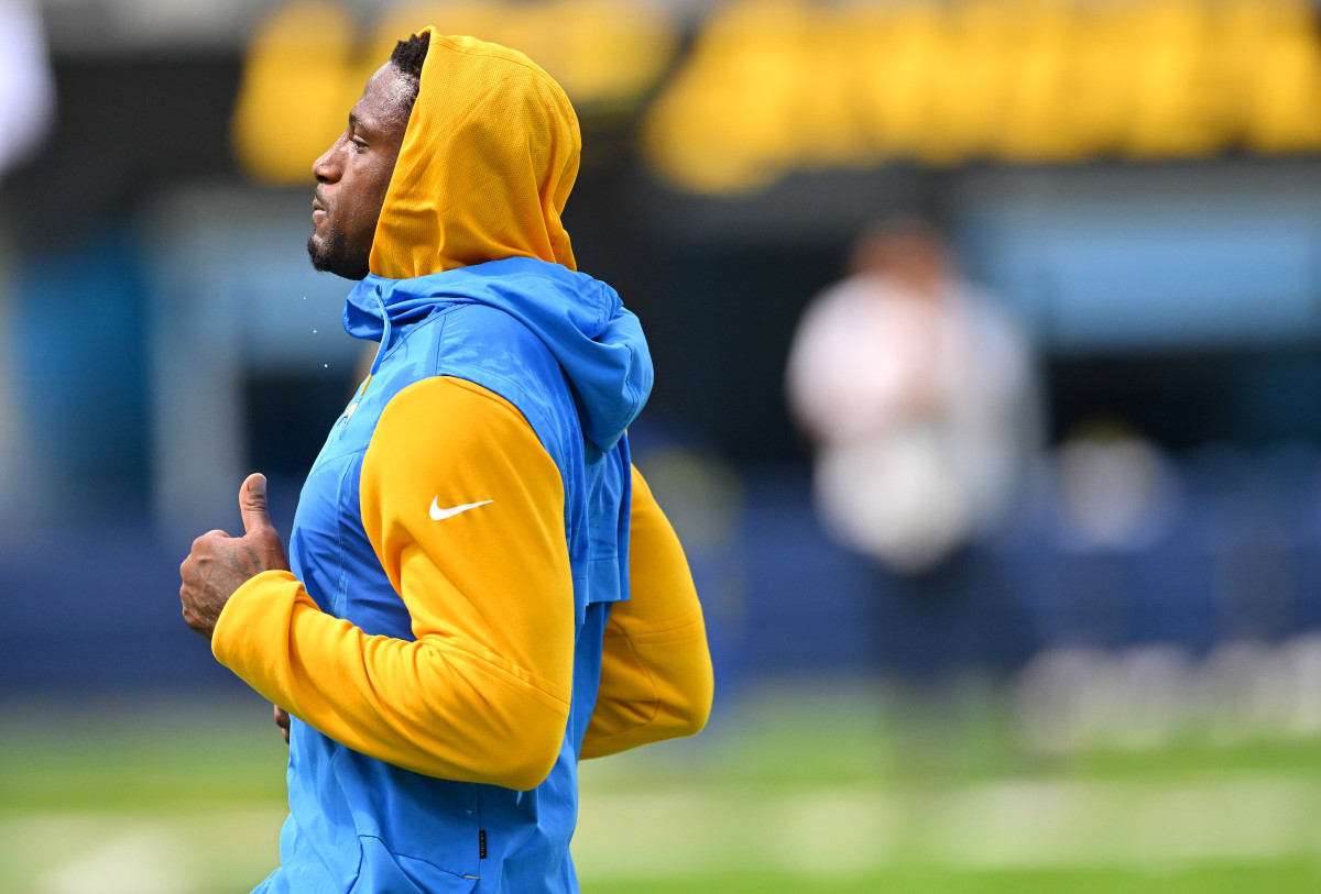 Chargers 'Stay Patient' With CB J.C. Jackson, Will Keep Starting Role After Benching