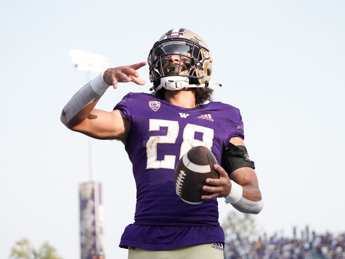 Adams Figured Out the Formula for UW RunningBack Playing Time Sports