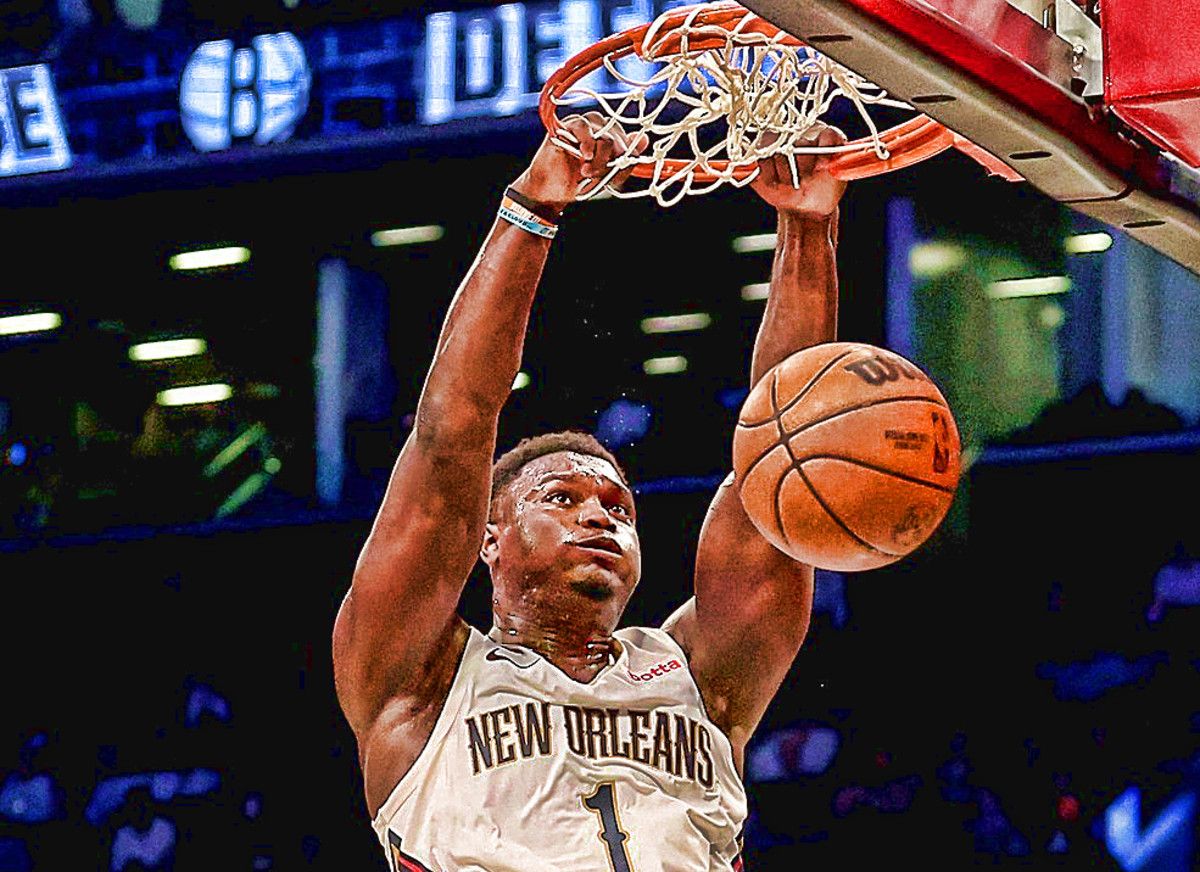 Zion Dunks!