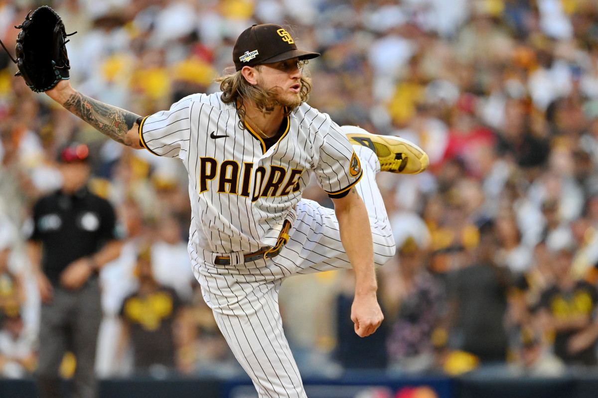 Josh Hader pitches against the Phillies in Game 2 of the NLCS.