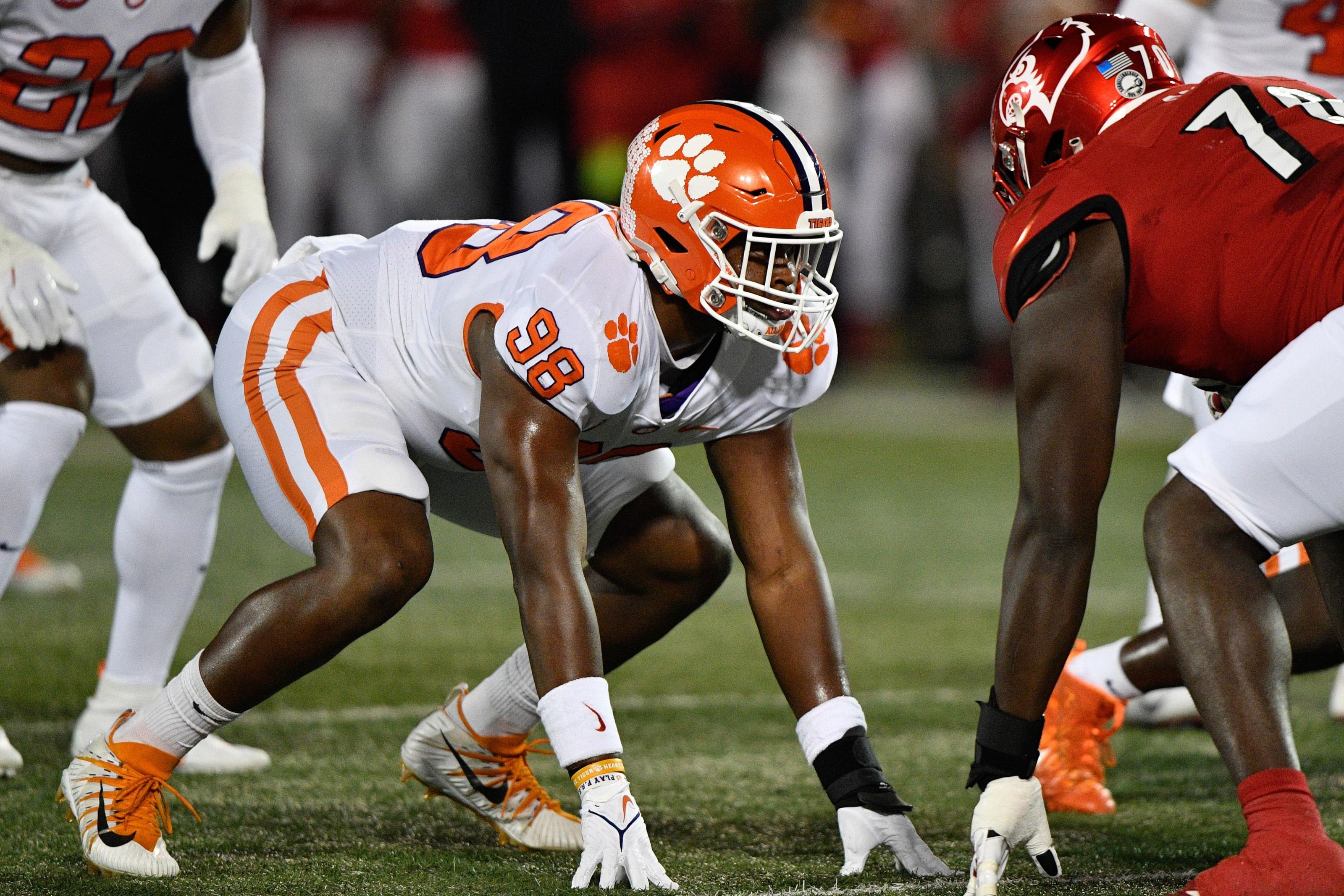 NFL Mock Draft: Atlanta Falcons Focus on Defense in Round 1? - Sports Illustrated Atlanta Falcons News, Analysis and More - Vimarsana News