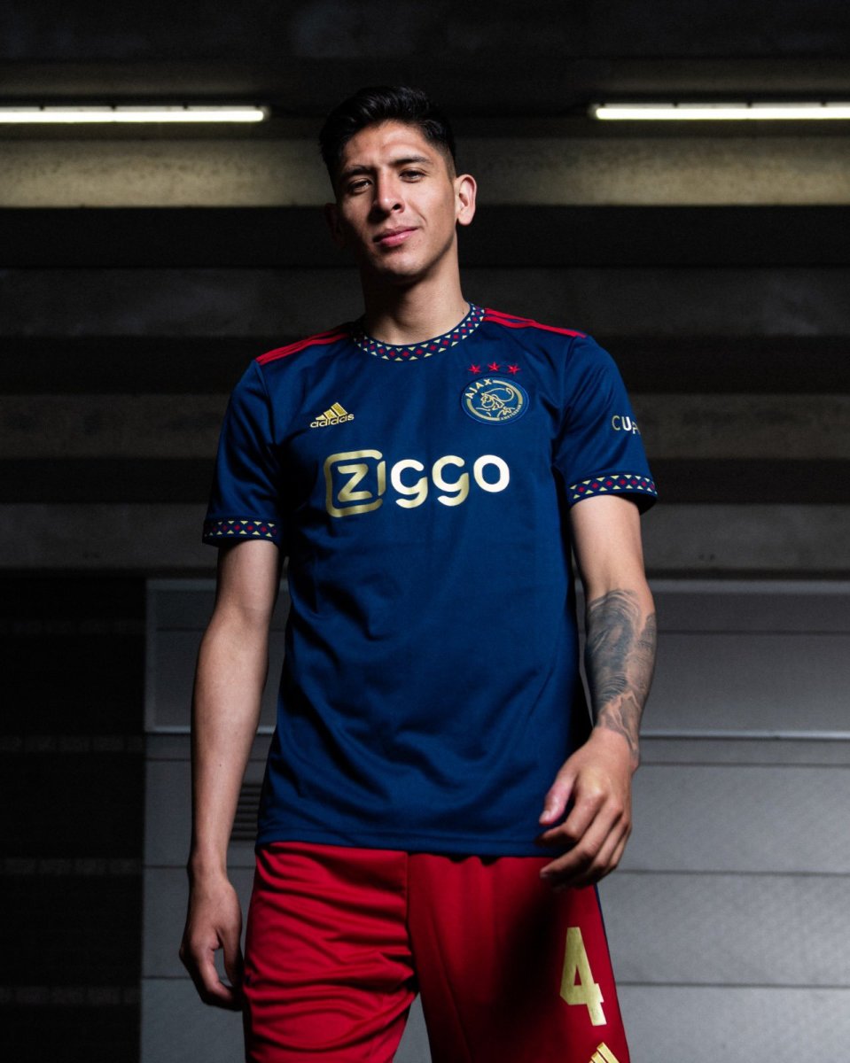 Y Jorge Sánchez? Álvarez es la imagen de la nueva camiseta Ajax - Ganar