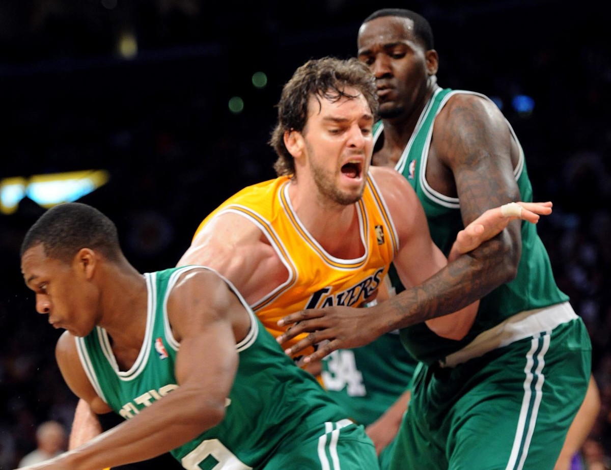 Lakers: Pau Gasol says it would be 'an honor' to have jersey hung