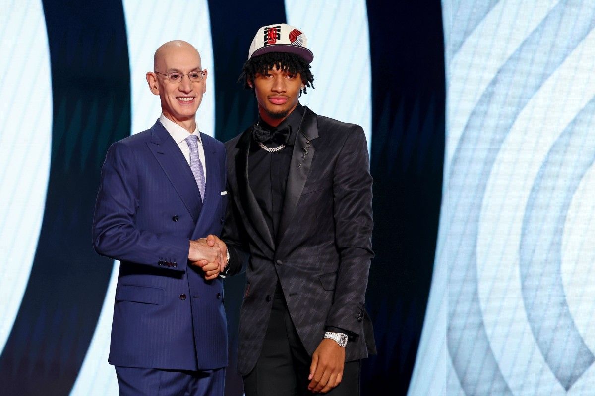 WATCH: Trail Blazers Rookie Steals The Ball From LeBron James - Vimarsana News