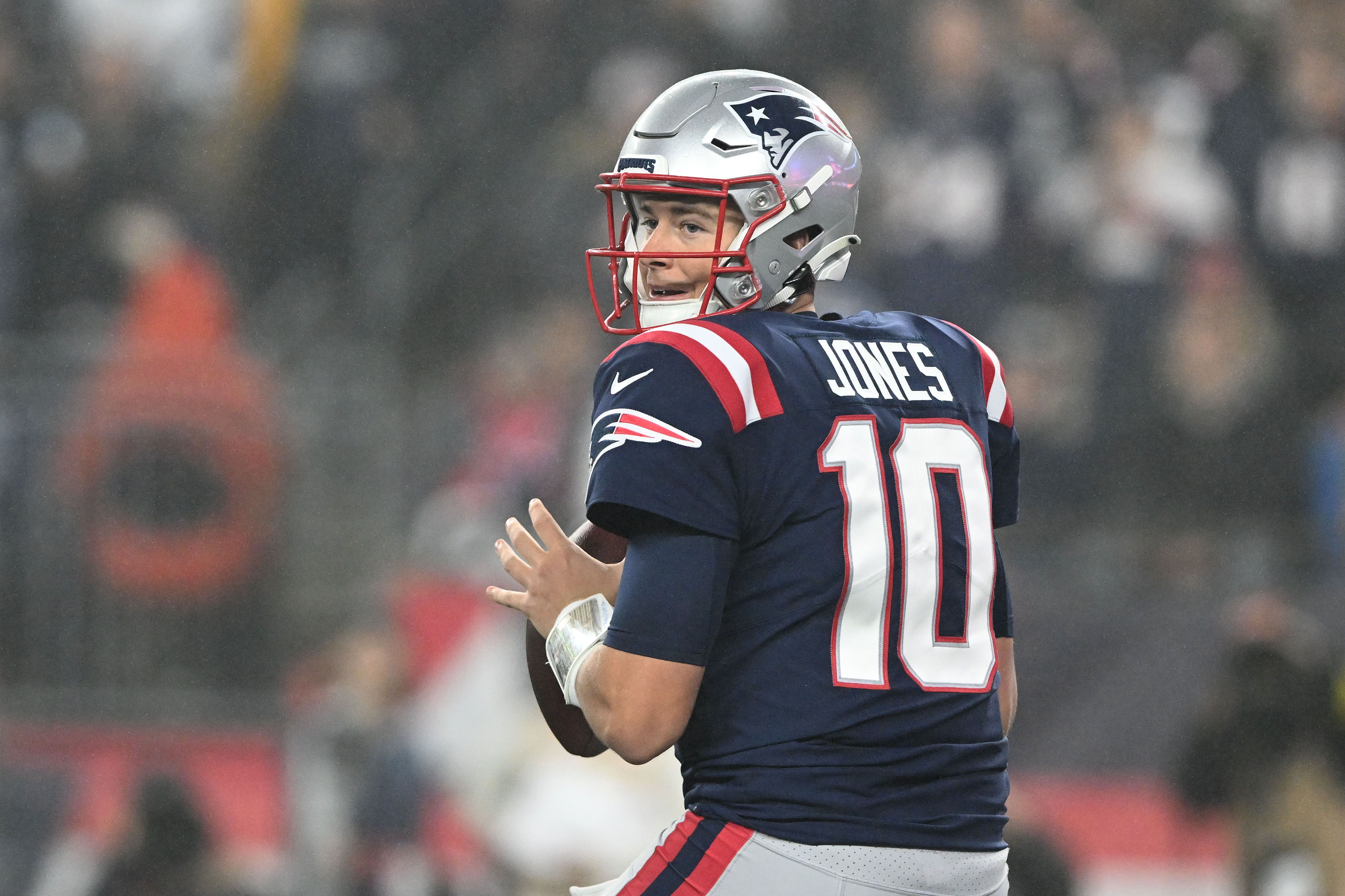 Mac Jones Gives Way To Bailey Zappe In New England Patriots Dismal Start vs. Bears - Sports Illustrated New England Patriots News, Analysis and More - Vimarsana News