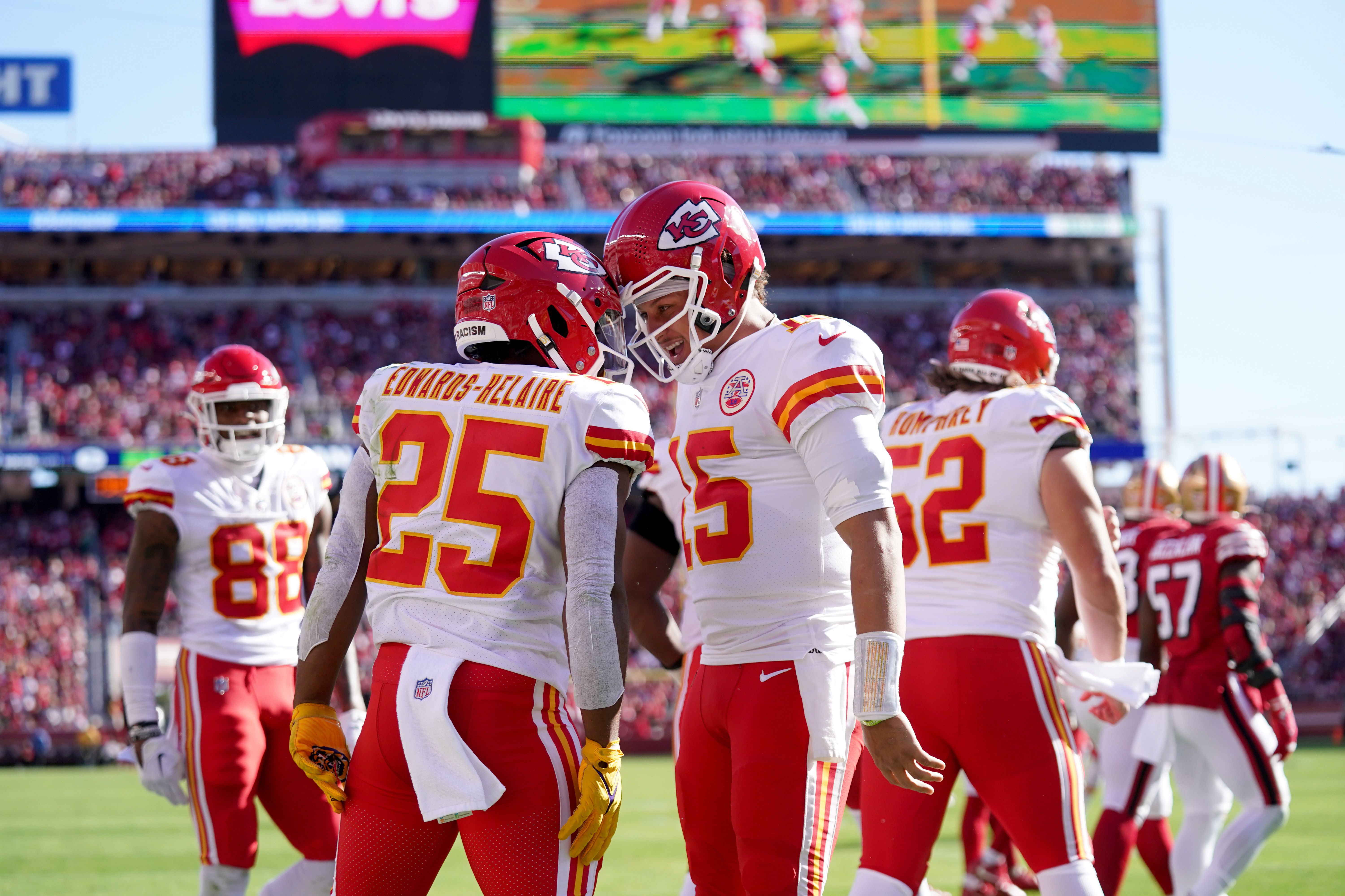 NFL Power Rankings: AFC, NFC teams split top spots after Week7 - Vimarsana News