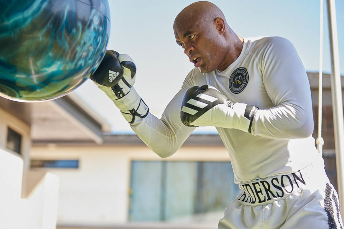 Anderson Silva Thought His Career Was Over, Intends to Fulfill 10-Fight  Contract