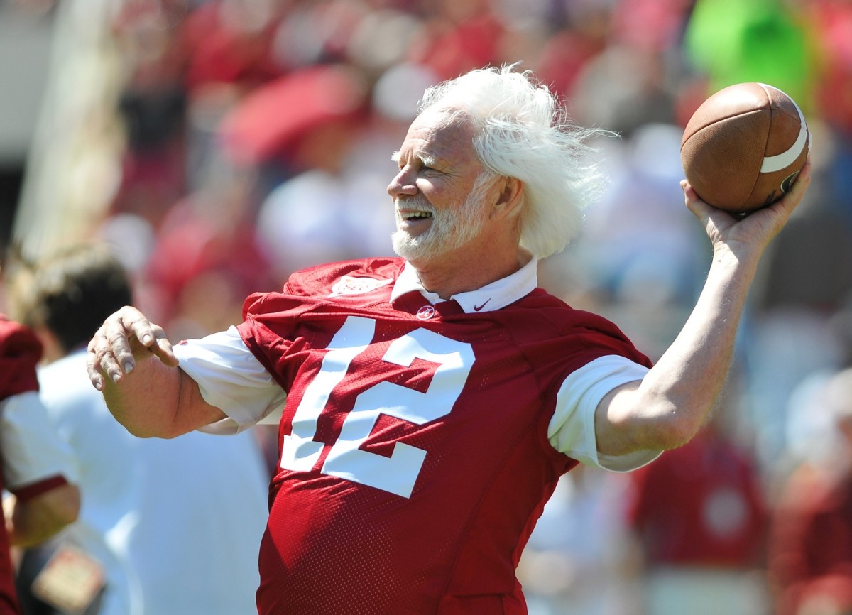 Derek Carr, Kenny Stabler helped Las Vegas Raiders to Slim AllTime