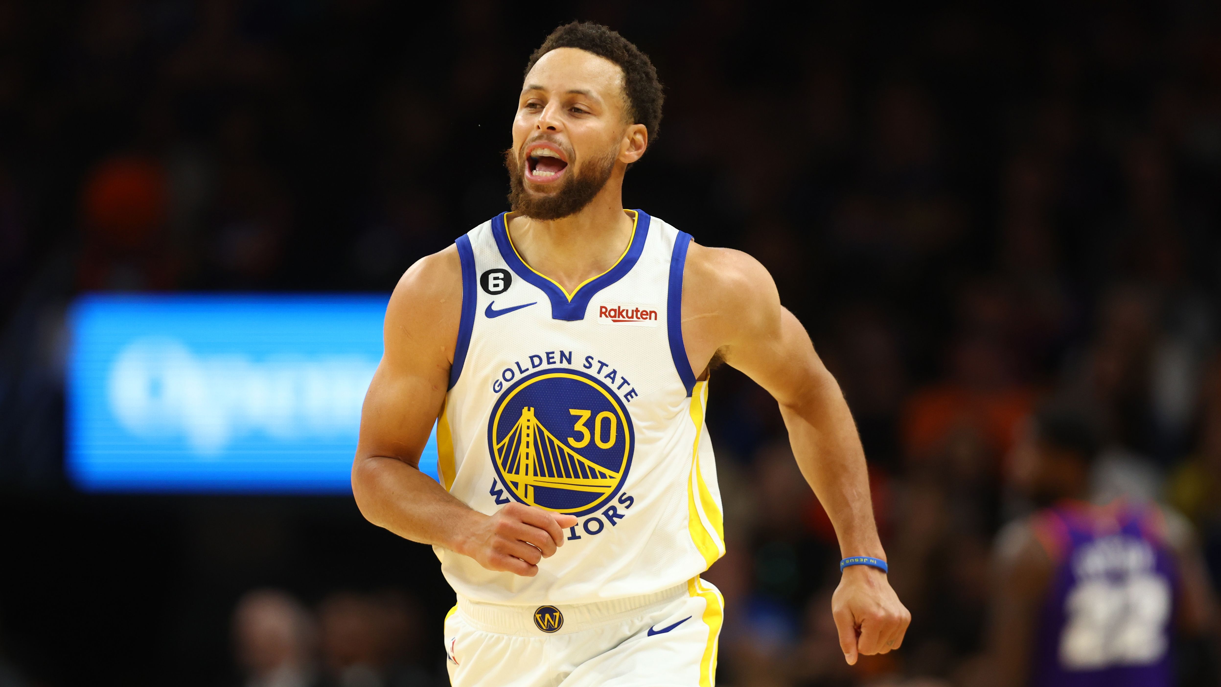 Steph Curry calls out Kevin Harlan over missed free throw - Vimarsana News