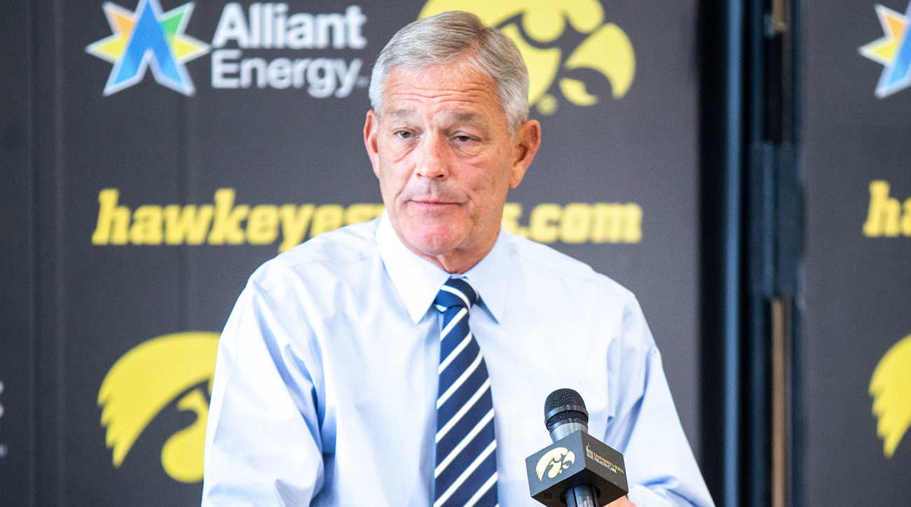 Iowa’s Kirk Ferentz Apologizes for Rant About ‘Interrogation’ by Media