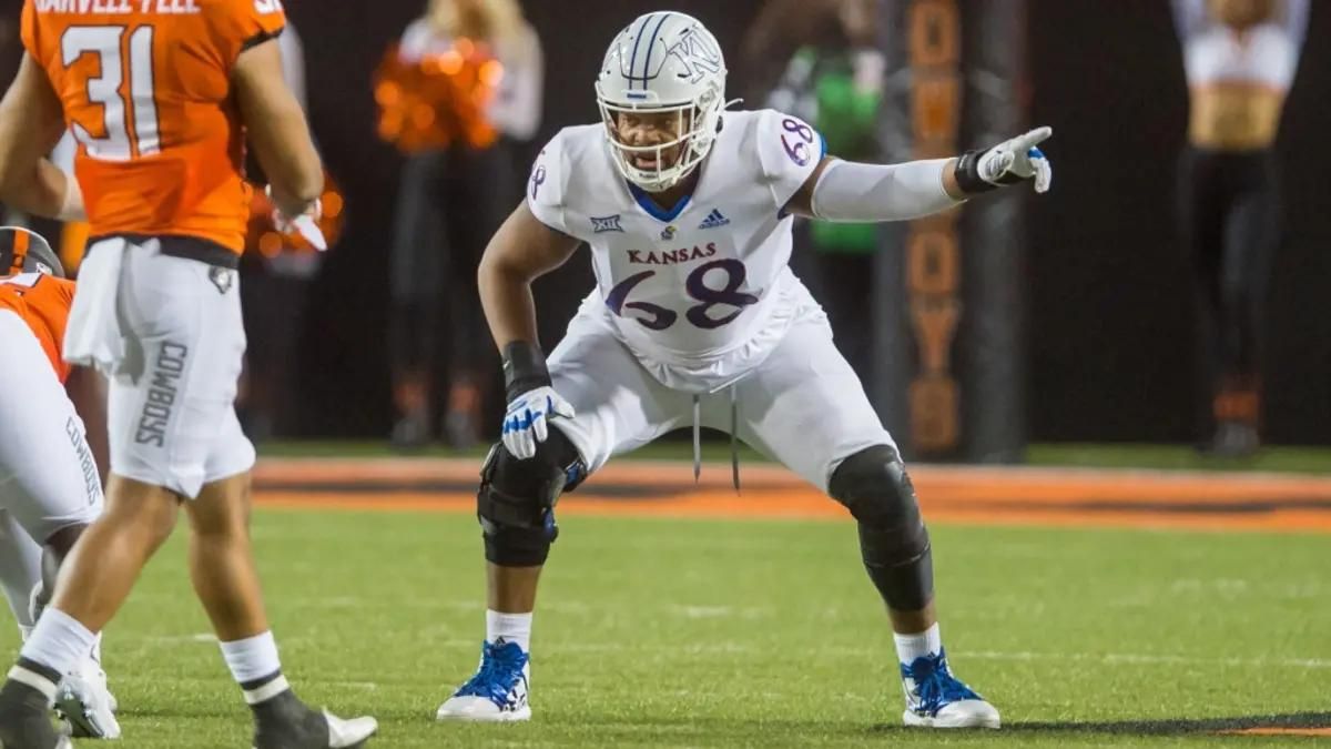 NFL Draft Profile: Earl Bostick Jr., Offensive Lineman, Kansas Jayhawks - Vimarsana News