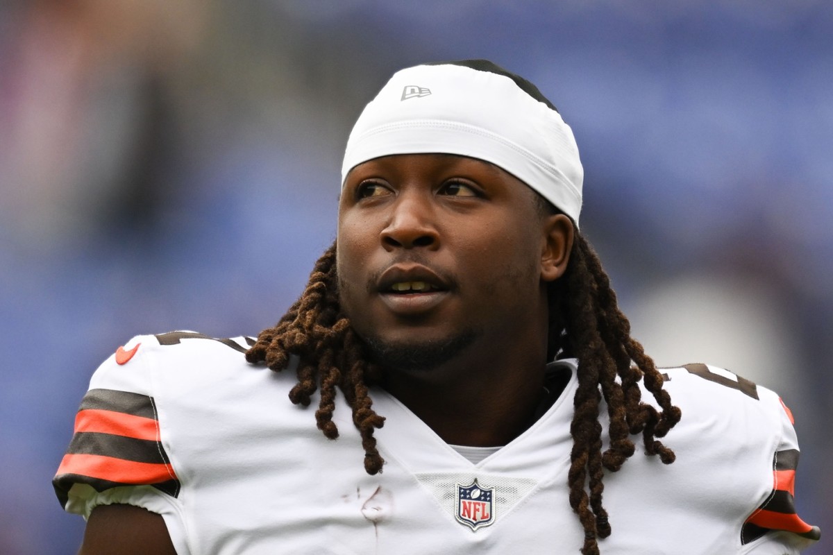 Browns running back Kareem Hunt