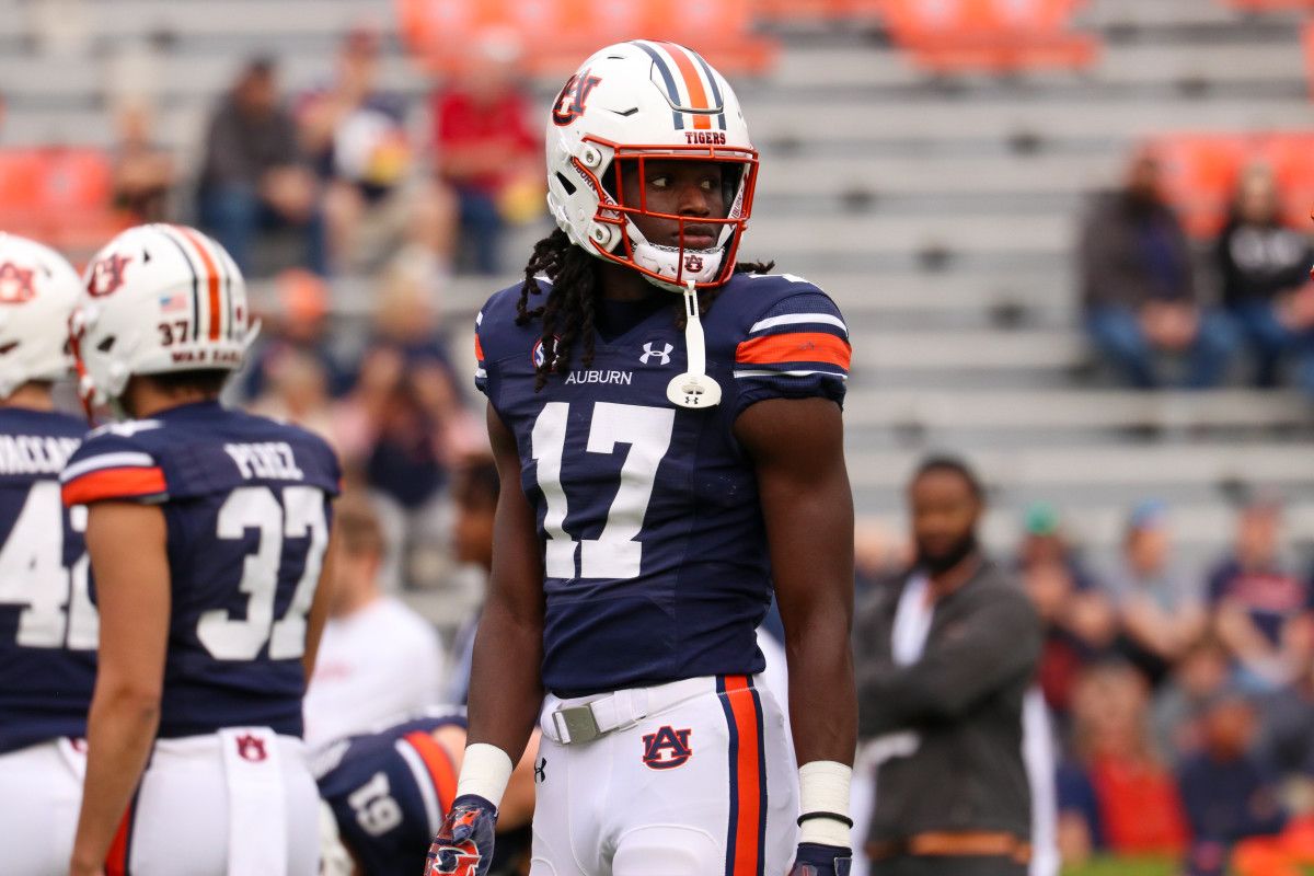 Camden Brown in warm ups vs Arkansas.
