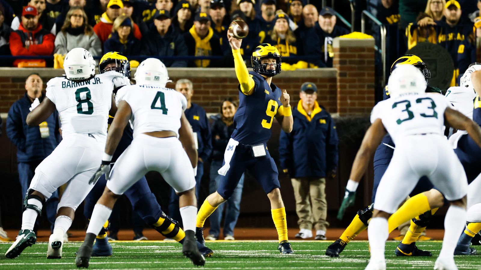 Players Brawl in Tunnel Following Michigan's Win Over Michigan State - Vimarsana News