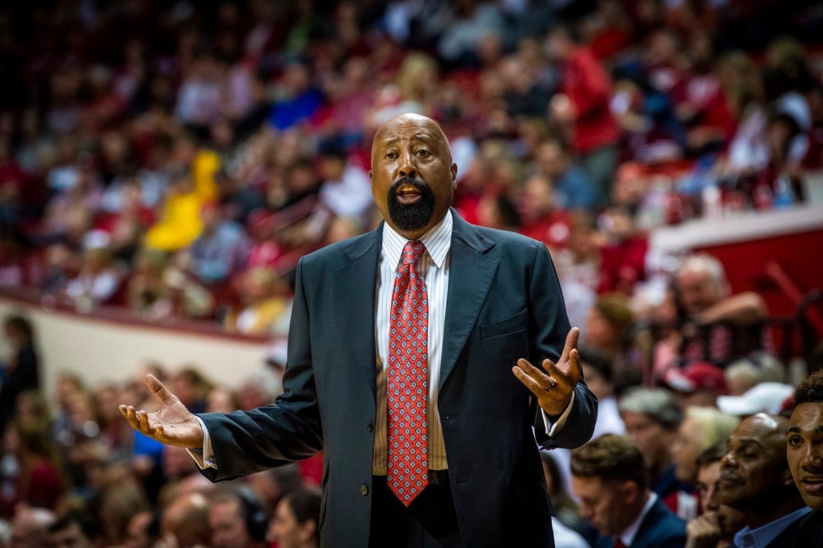 Indiana coach Mike Woodson during Saturday's exhibition game against Marian. (USA TODAY Sports)