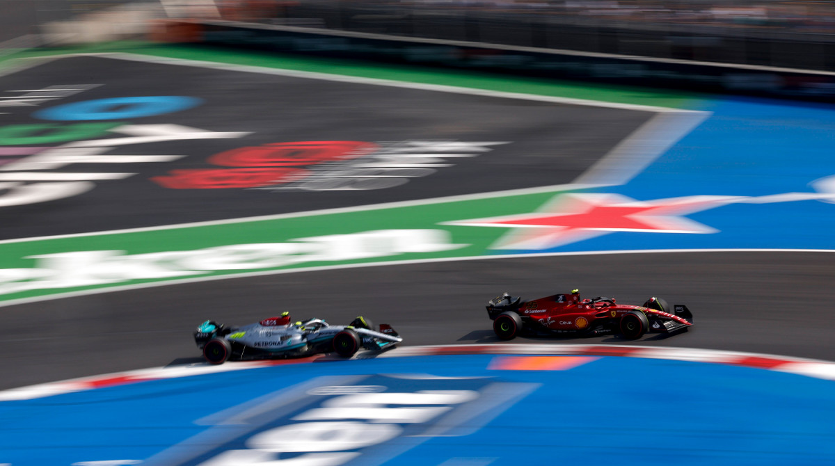 Lewis Hamilton and Carlos Sainz at Mexico City Grand Prix