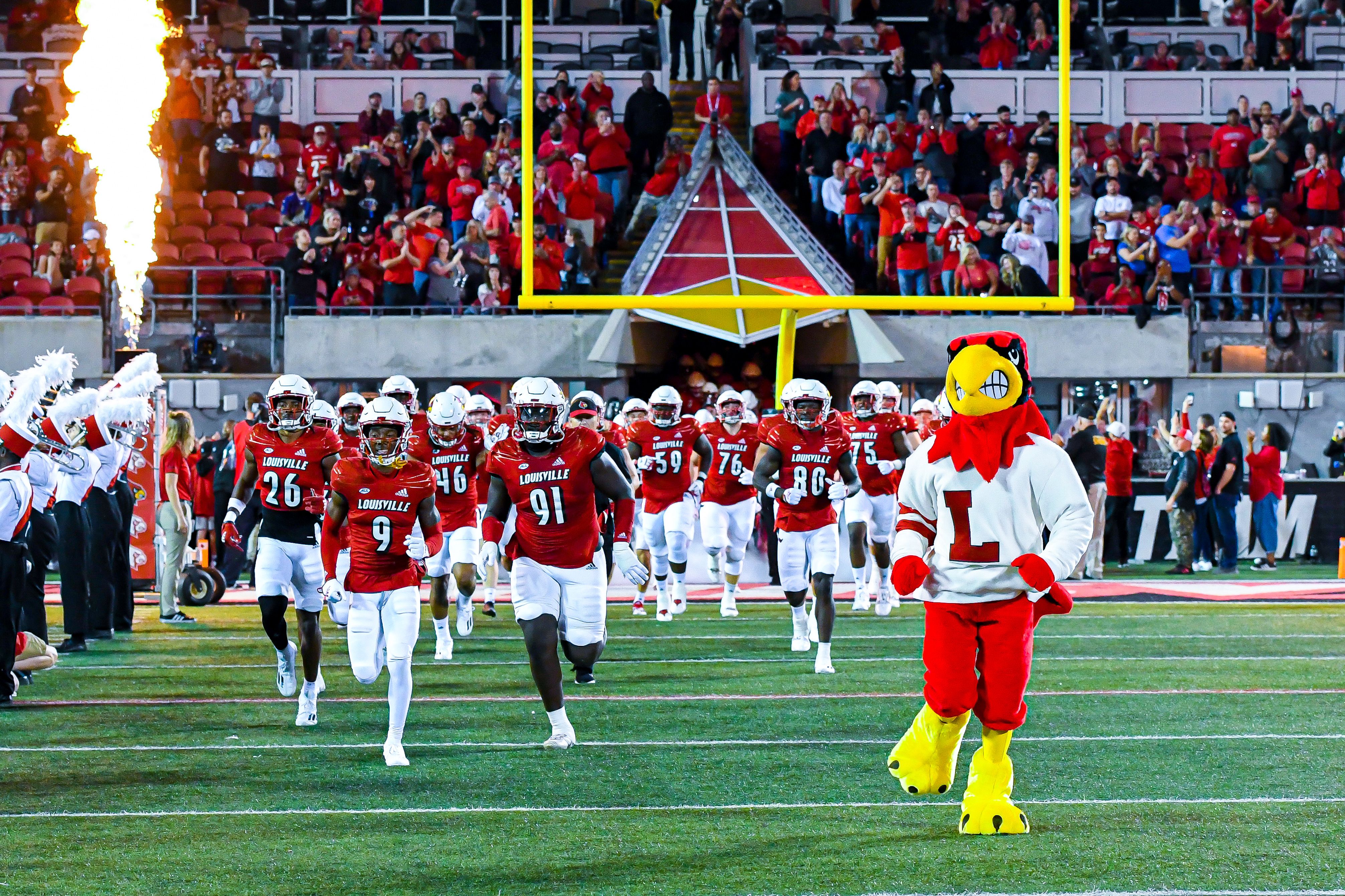 Louisville Football Previews New Features At Cardinal Stadium
