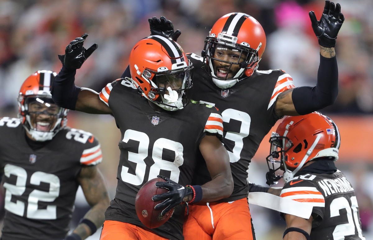 Browns cornerback A.J. Green (38) celebrates with safety John Johnson III (43) after intercepting Bengals quarterback Joe Burrow during the first half Monday, Oct. 31, 2022, in Cleveland. Brownsbengalsmnf 4