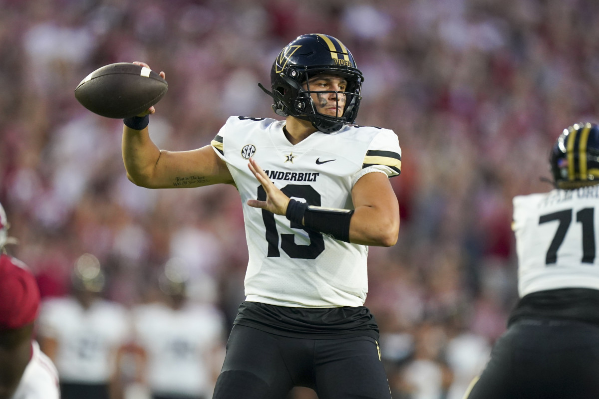 Vanderbilt's AJ Swann Poses Problems For South Carolina Sports