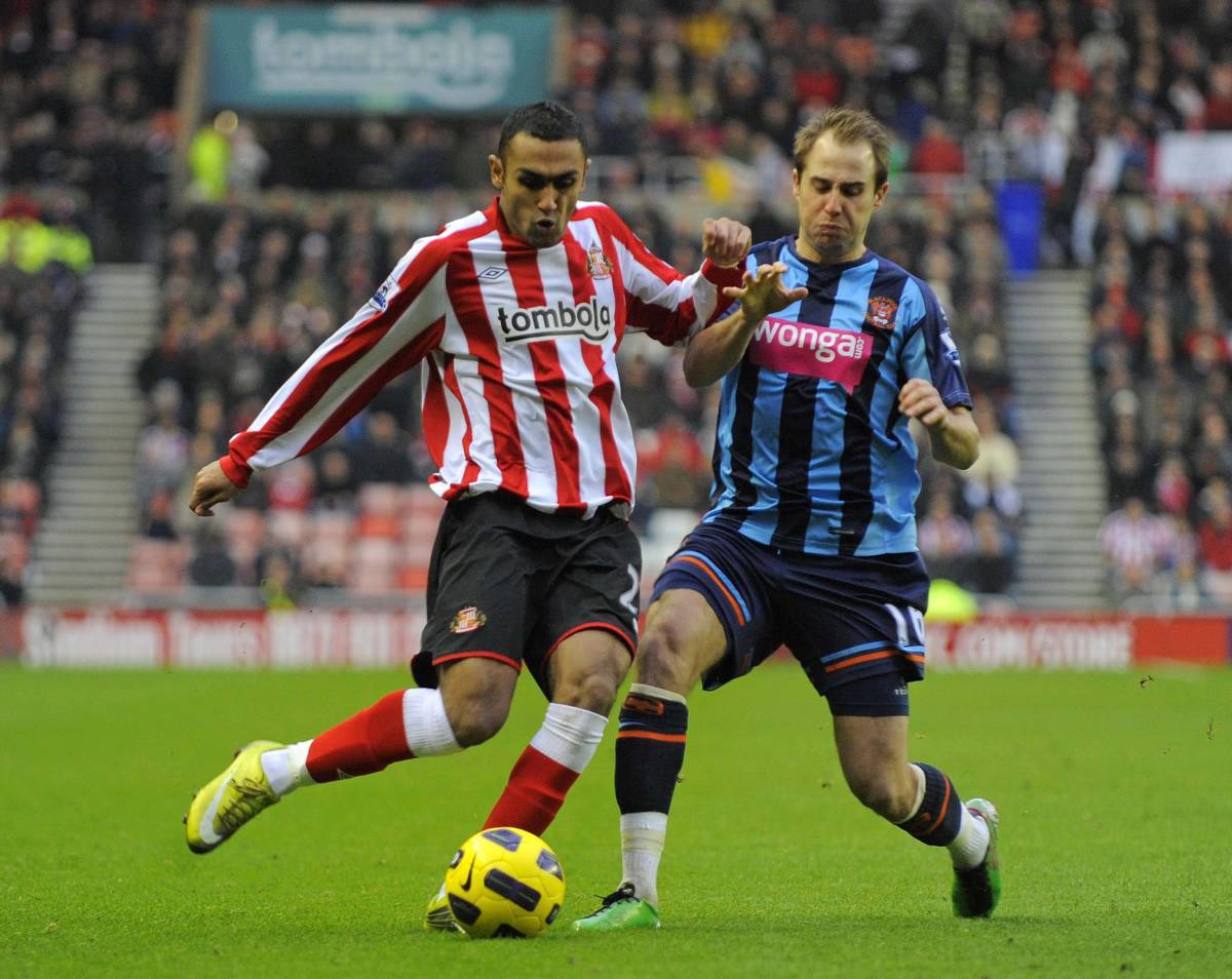 Ahmed Elmohady in action for Sunderland