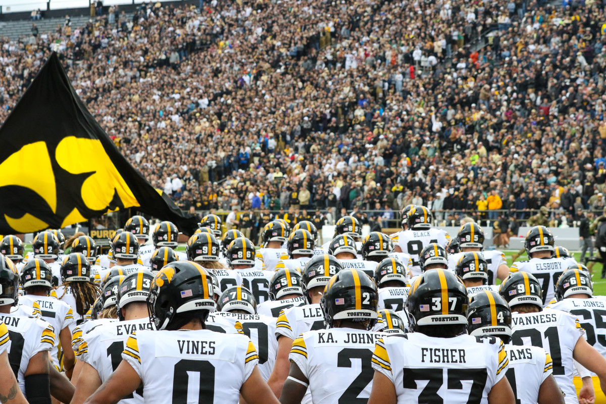 Iowa Football 25th in Preseason AP Poll Sports Illustrated Iowa Hawkeyes News, Analysis and More