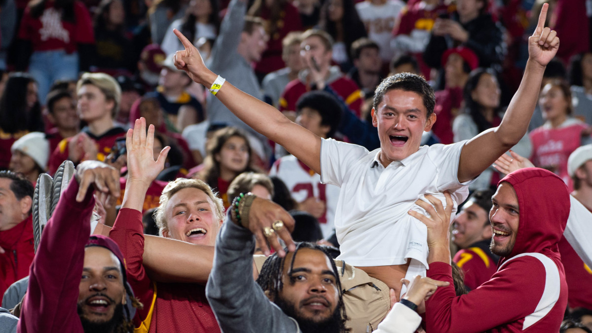 Look: Best photos from USC Trojans vs. Cal Bears Pac-12 football game