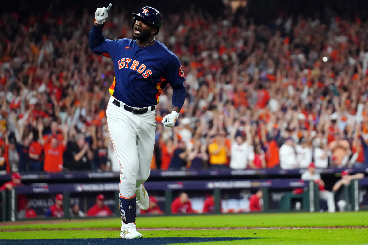 Astros left fielder Yordan Alvarez rounds the bases after hitting a go-ahead three-run home run in Game 6 of the World Series against the Phillies.