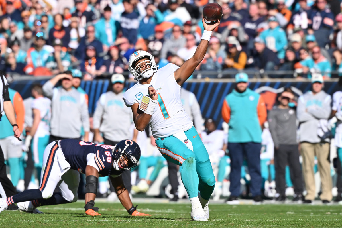 Bama in the NFL Week 9: Tua Tagovailoa Outduels the Chicago Bears - Sports  Illustrated Alabama Crimson Tide News, Analysis and More