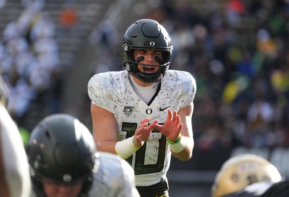 Bo Nix College football player at Senior Bowl