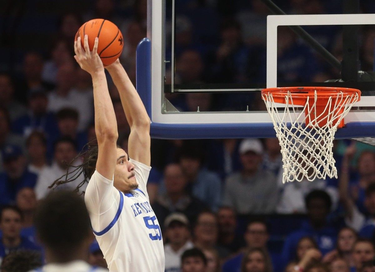 Game Notes: Kentucky 95, Howard 63 - Vimarsana News
