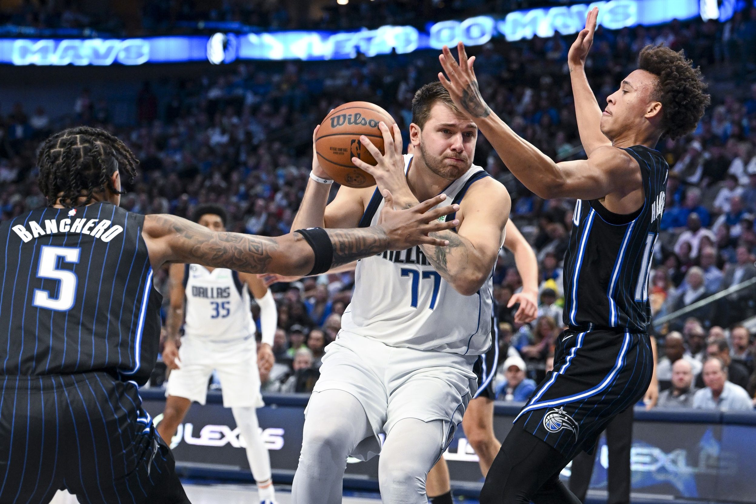 Mavs vs. Magic Tipoff Time Changed Due to Tropical Storm Nicole - NBA Tracker - Vimarsana News