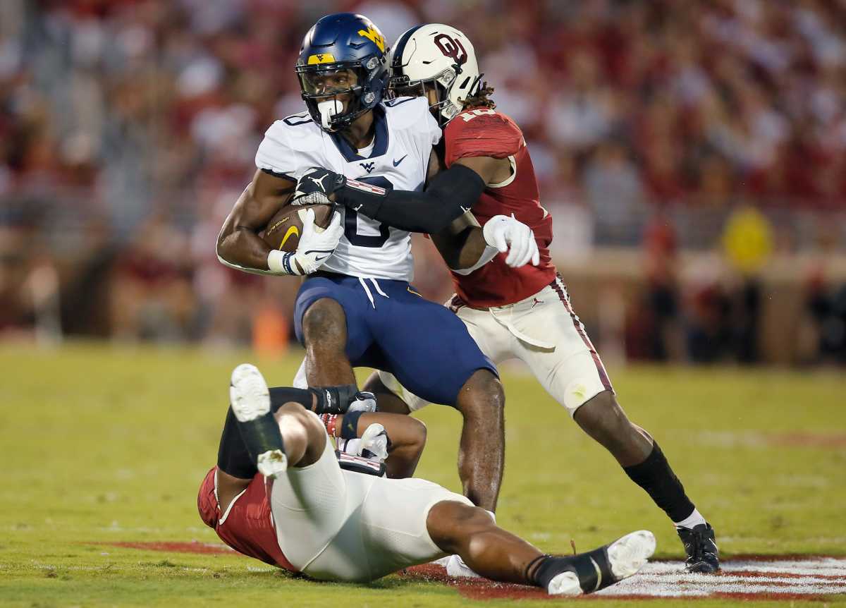 Oklahoma’s Secondary Preparing to Face Familiar Challenge With West Virginia’s Offense