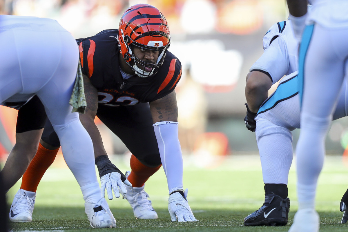 Mic'd up: Bengals defensive lineman Hill full of energy in win over Panthers