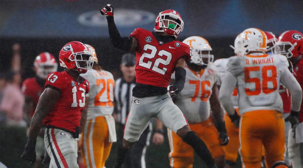 Georgia defensive back Javon Bullard (22) celebrates after sacking Tennessee quarterback Hendon Hooker (5) during the second half of their game at Sanford Stadium, on Saturday, Nov. 5, 2022.