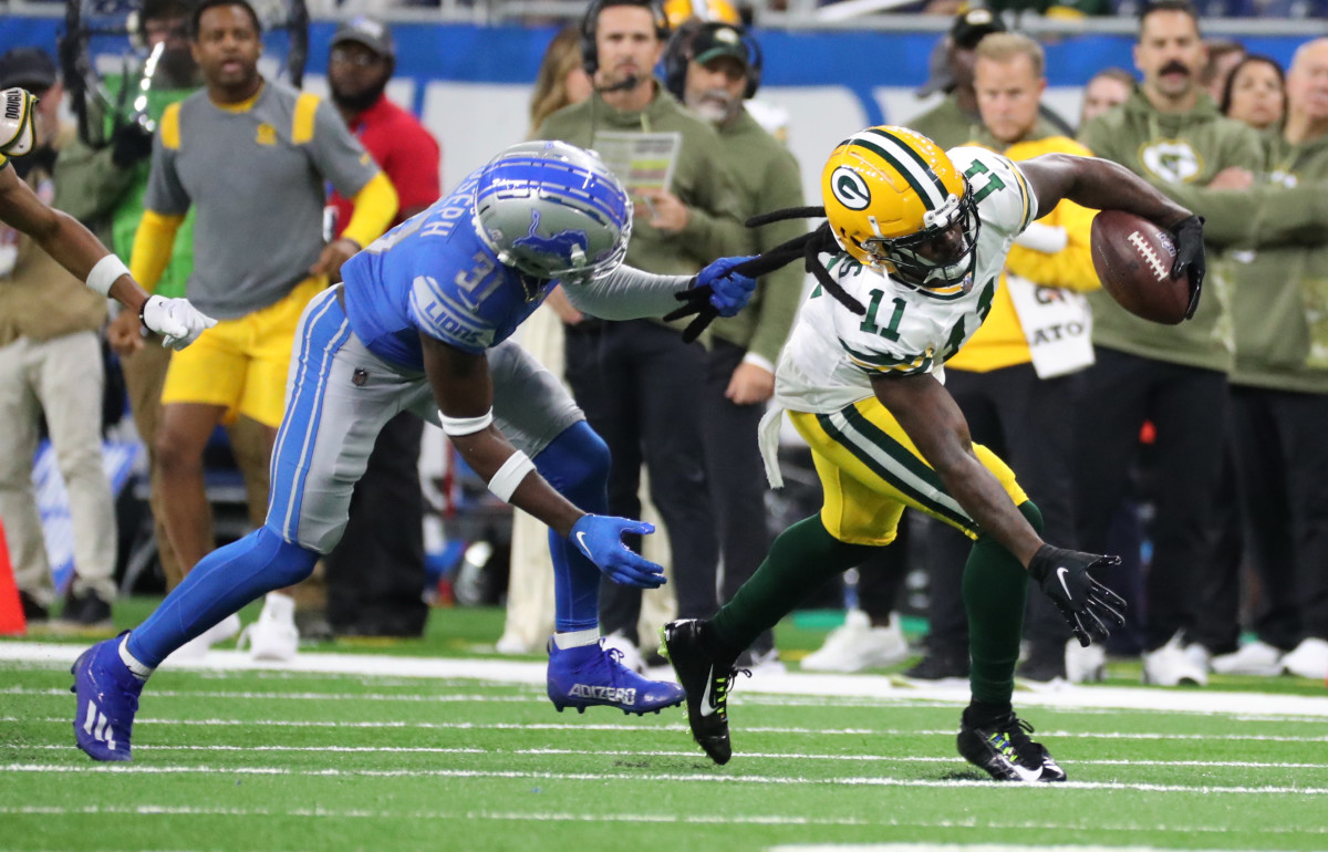 Detroit Lions safety Kerby Joseph tackled Green Bay Packers receiver Sammy Watkins by the hair. (Photo by Kirthmon F. Dozier/USA Today Sports)